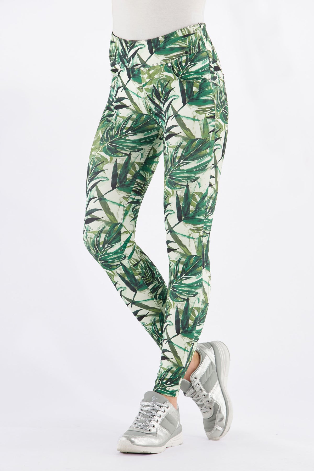 FREDDY N.O.W.® Pants | Allover Leaves