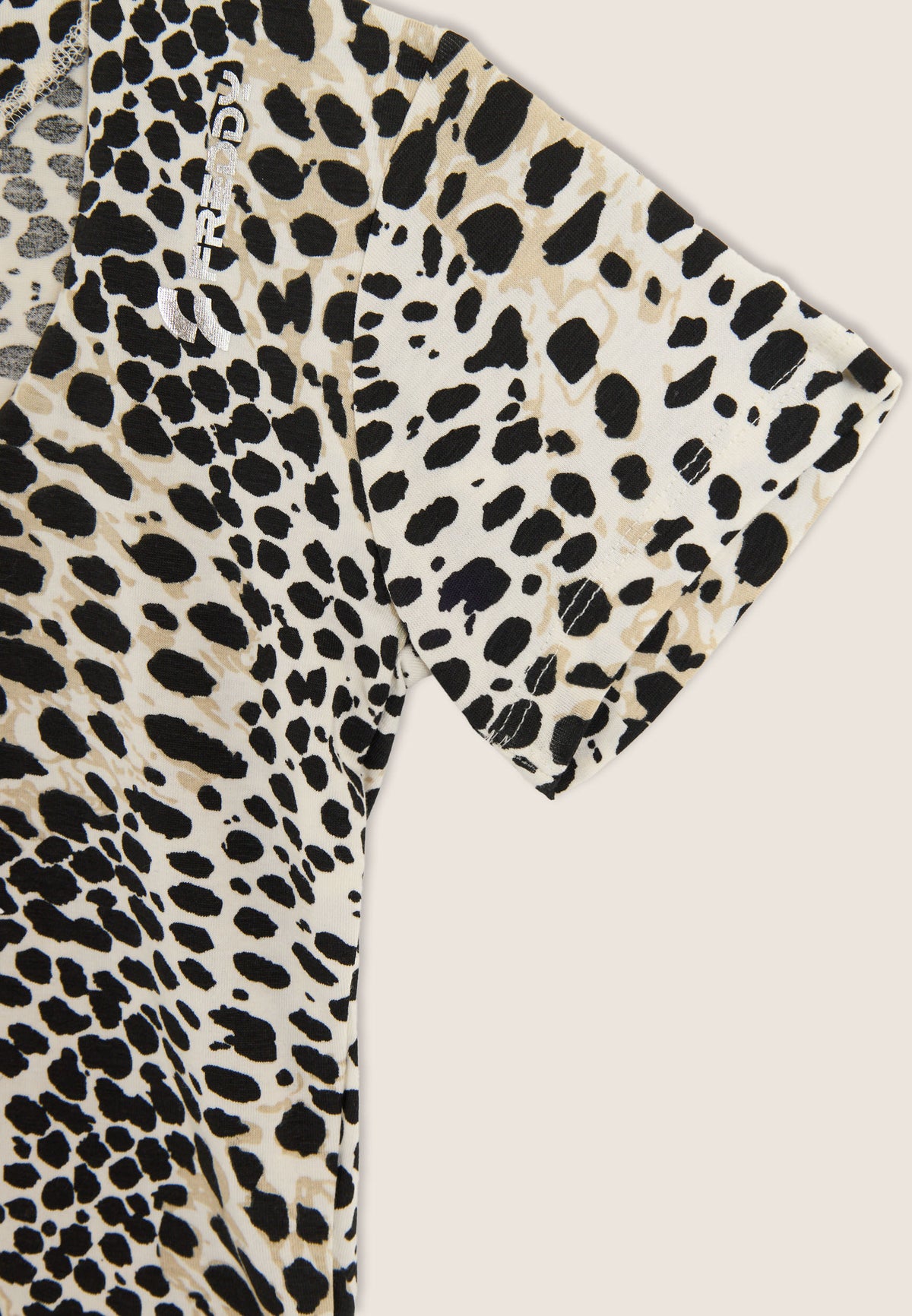 FREDDY Short Sleeve T-Shirt | Leopard Animalier On White | S25WMCT2CANI119-