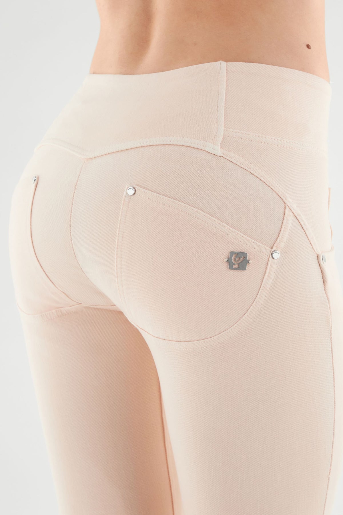 FREDDY WR.UP® SNUG Shaping Pants | Peachy Keen