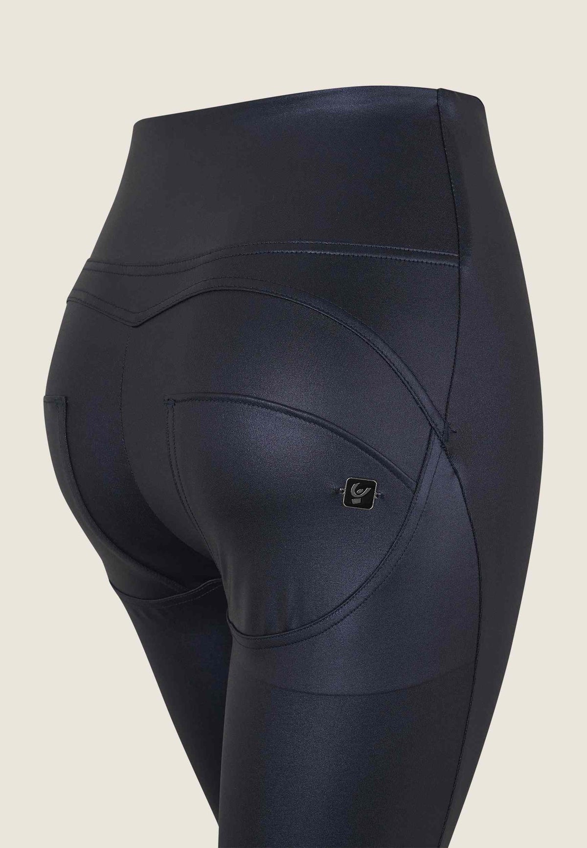 wrup2hs424_b109-_detail.jpg