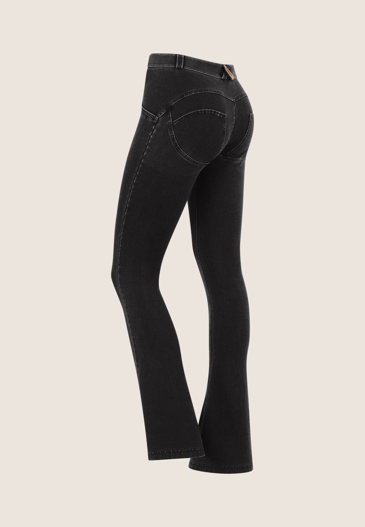 wrup47rf412_j7n-_back.jpg